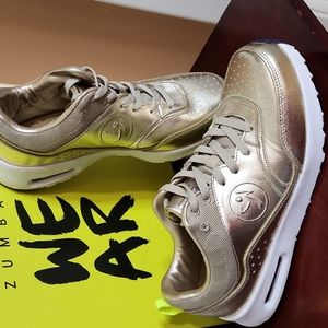 Zumba Air Classic Low-top Dance Sneakers Size 7.5